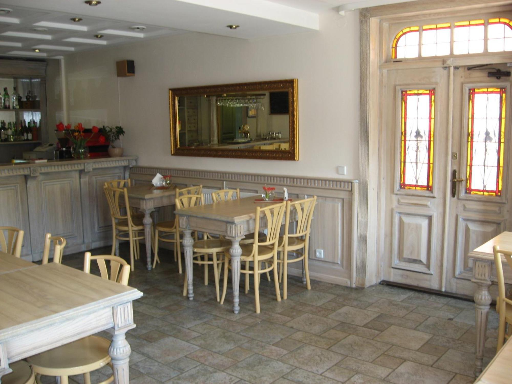 Aismares Hotel Klaipeda Exterior photo